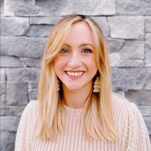 Meet your Posher, Lauren